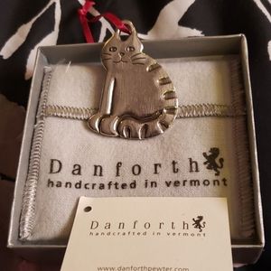 Danforth Pewter Barnyard Cat Ornament